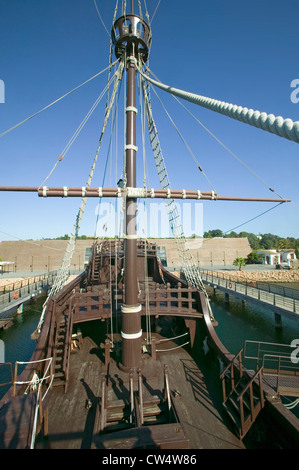 Full size replicas Christopher Columbus' ships Santa Maria Pinta or Niña Muelle de las Carabelas Palos de la Frontera - La Stock Photo