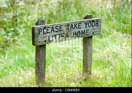 please take your litter home sign Stock Photo