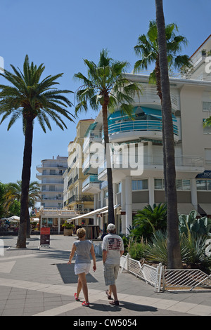 Promenade René Coty, Saint-Raphaël, Côte d'Azur, Var Department, Provence-Alpes-Côte d'Azur, France Stock Photo