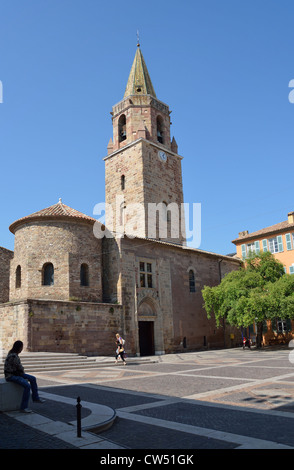 Cathédrale Saint-Léonce of Fréjus, Place Paul Fevrier, Fréjus, Côte d'Azur, Var Department, Provence-Alpes-Côte d'Azur, France Stock Photo