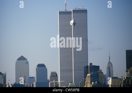 A blimp flying over Manhattan, New York Stock Photo