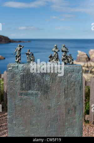 Eyemouth Disaster Memorial at St Abbs Stock Photo