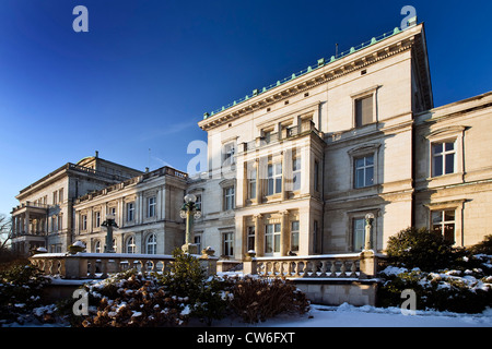 Villa Huegel in winter, Germany, North Rhine-Westphalia, Ruhr Area, Essen Stock Photo