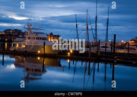 ships in harbour in the evening, Canada, British Columbia, Victoria Stock Photo