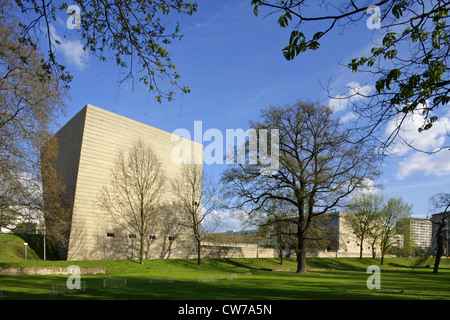New Synagogue, by Wandel Hofer Lorch and Hirsch, Dresden, Germany. Winner of Arup World Architecture Building of Year Award. Stock Photo
