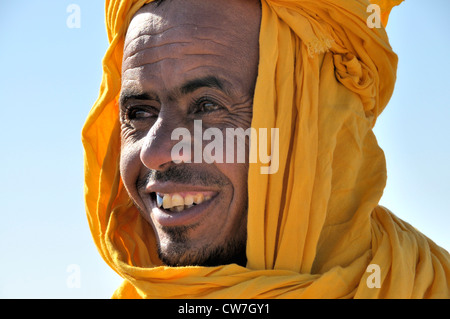 berber with traditional tagelmust, portrait, Morocco, Erg Chebbi, Sahara Stock Photo