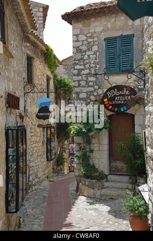 Cobbled street, Èze, Côte d'Azur, Alpes-Maritimes, Provence-Alpes-Côte d'Azur, France Stock Photo