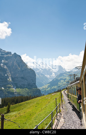 S435 - Brosche Jungfrau Region Bahn Schweiz Suisse Svizzera (Gebraucht) in Reinach BL für CHF 3
