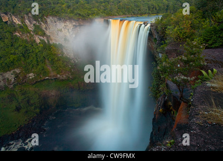 KAIETEUR FALLS, the second highest single drop waterfall in South America, Kaieteur National Park, Potaro river, Guyana. Stock Photo