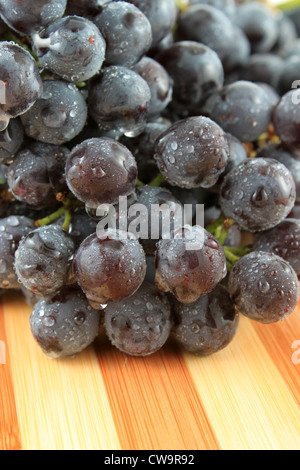 Seedless grape clusters hi-res stock photography and images - Alamy