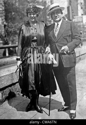 Enrico Caruso and his wife, Dorothy Park Benjamin, take a walk on Fifth Avenue in New York, 1918. Courtesy: CSU Stock Photo