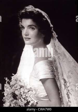 Jacqueline kennedy onassis wedding hi res stock photography and images Alamy