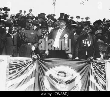 President William Howard Taft (1857-1930) and dignitaries during Decoration Day (Memorial Day) ceremonies in 1910. Stock Photo
