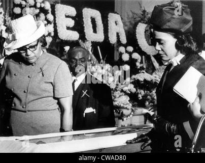 Coretta Scott King pauses to view the body of her late husband Martin Luther King, Jr., Sisters Chapel, Atlanta, GA., April 07, Stock Photo