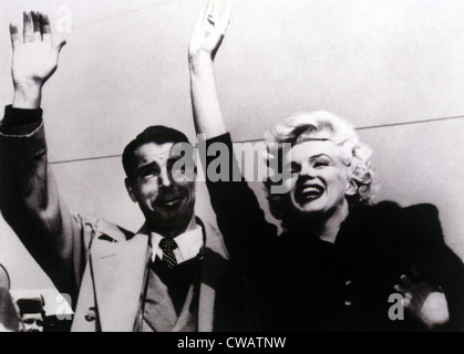 Joe DiMaggio, Marilyn Monroe returning from their honeymoon, 1954. Courtesy: CSU Archives / Everett Collection Stock Photo