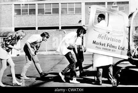 Mich Jagger and Marianne Faithful board a helicopter after Jagger & Keith Richards were released from jail on drug charges, Stock Photo