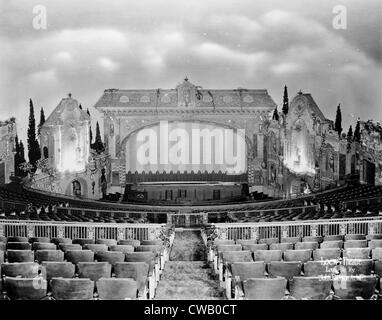 Movie Theaters, Loew's Theatre, view of center stage, designed by John Eberson, an example of Churrigueresque design, 625 South Stock Photo