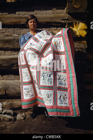 Mrs. Bill Stagg with state quilt that she made, Pie Town, New Mexico. October, 1940. Russel Lee, photographer. Stock Photo