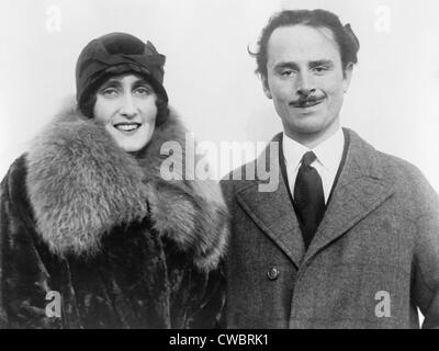 Sir Oswald Mosley (1896-1980), with his first wife, the former married Lady Cynthia Curzon. Mosley founded the British Union of Stock Photo