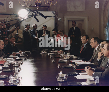 President Bush participates in a full National Security Council meeting regarding Iraq's invasion of Kuwait Aug 2-4 1990 . Stock Photo