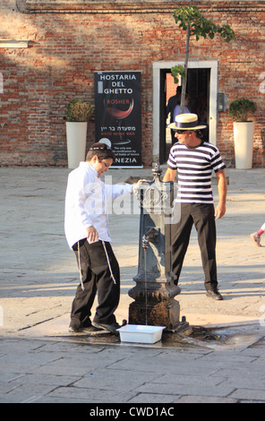 Campo del Ghetto Nuovo / Campo de Gheto Novo Stock Photo