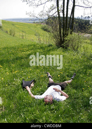 Riedlingen, hikers lying in the grass on the buses to Riedlingen Stock Photo