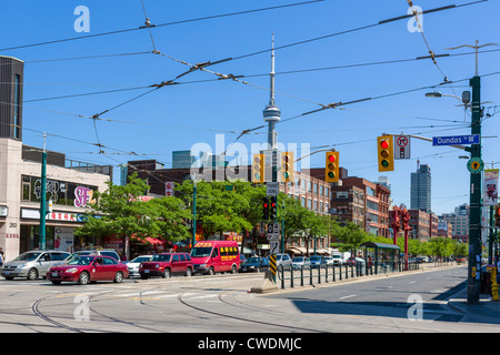 The CN Tower from the intersection of Dundas Street and Spadina Avenue in Chinatown, Toronto, Ontario, Canada Stock Photo