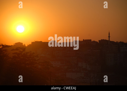 Sunset in Istanbul. Picture by Adam Alexander/Alamy Stock Photo