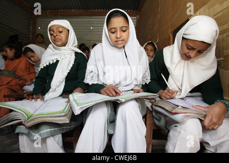 School in Pakistan earthquake zone Stock Photo