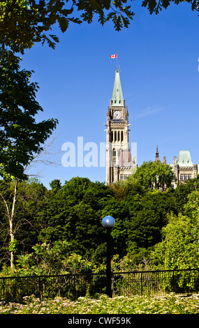 The canadian Parliament Peace Tower seen from Major's Hill park in Ottawa, Canada. Stock Photo