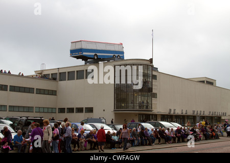 Sculpture on roof of De La Warr Pavilion, Bexhill on Sea Stock Photo