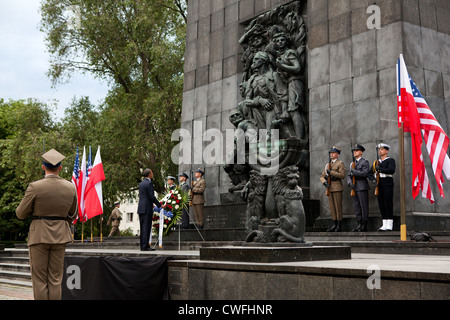 President Barack Obama lays a wreath at the Warsaw Ghetto Memorial in Warsaw, Poland, May 27, 2011. (Official White House Photo Stock Photo