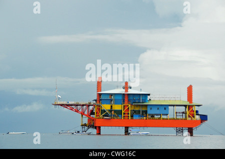 Malaysia, Borneo, Semporna, Mabul, hotel on old oil platform Stock Photo