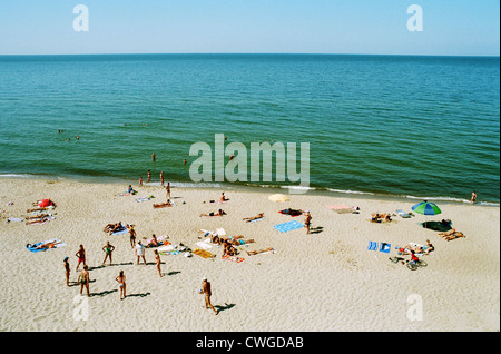 Tourists at the Baltic beach in Svetlogorsk (noise), Russia Stock Photo