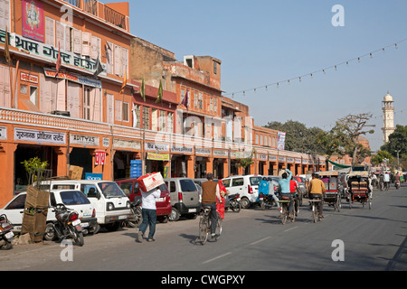 Street scene in the pink city of Jaipur, Rajasthan, India Stock Photo