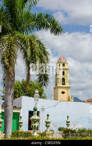 Plaza Mayor Convento de San Francisco (Convent of Saint Francis of Assisi) bell tower Trinidad Cuba, UNESCO World Heritage Site. Stock Photo