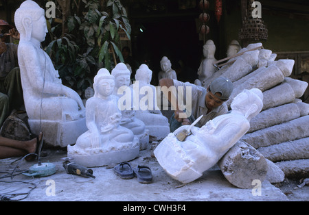Steinmetz made Buddha statues Stock Photo