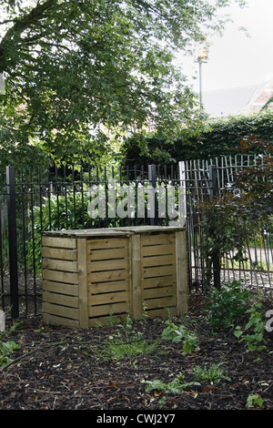compost bin in garden Kings Park,Retford, Nottinghamshire, England, UK Stock Photo