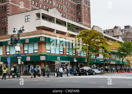 B and H Superstore New York City, largest photo video store in world, has 800 employees Stock Photo