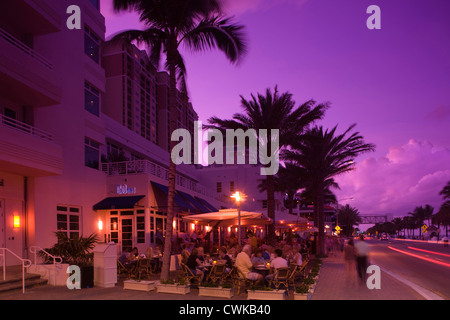 H2O OUTDOOR CAFE SEABREEZE BOULEVARD FORT LAUDERDALE FLORIDA USA Stock Photo