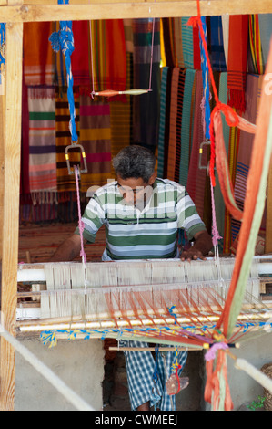 Egyptian artisan working on Loom Aswan Stock Photo