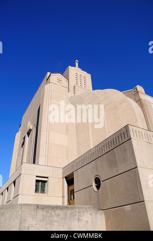 USA Illinois Chicago The Madonna della Strada Chapel on the Lake Shore Campus of Loyola University built in 1938. Chicago, Illinois, USA. Stock Photo