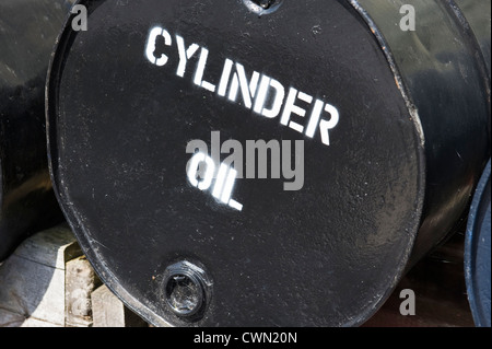 Cylinder oil drum