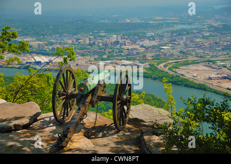 Point Park has preserved a number of canons from the Battle of Chattanooga in the American Civil War, Tennessee, USA Stock Photo