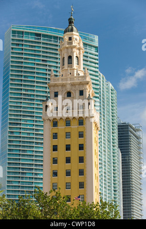 FREEDOM TOWER (©GEORGE A FULLER 1925) CONTEMPORARY ART MUSEUM MIAMI DADE COLLEGE DOWNTOWN MIAMI FLORIDA USA Stock Photo