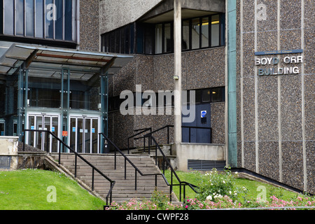 Boyd Orr Building entrance on University Avenue, Glasgow, Scotland, UK Stock Photo