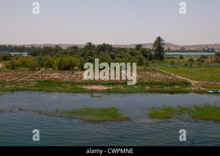 Farmland along the Nile between Luxor and Aswan Egypt Stock Photo