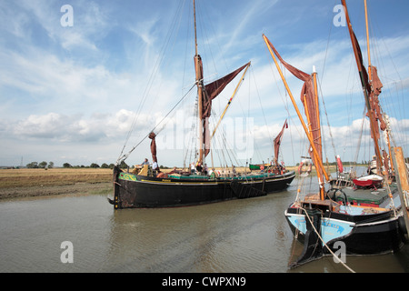 Faversham Creek with barges Pudge coming in and passing The Lady of the Lea Stock Photo