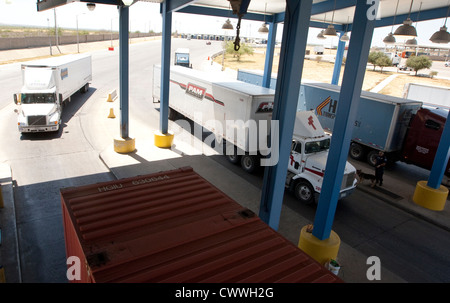 commercial port along the Texas southwest. U.S Customs and Border Protection officers check trucks for possible hidden drugs Stock Photo