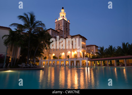 SWIMMING POOL HISTORIC BILTMORE HOTEL (©SHULTZE & WEAVER 1926) CORAL GABLES MIAMI FLORIDA USA Stock Photo